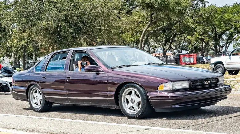 5-90s-cars-modern-classics-4