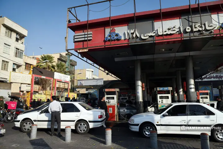 ماجرای عجیب تعطیلی برخی پمپبنزینها در تهران! ماجرای عجیب تعطیلی برخی پمپبنزینها در تهران!