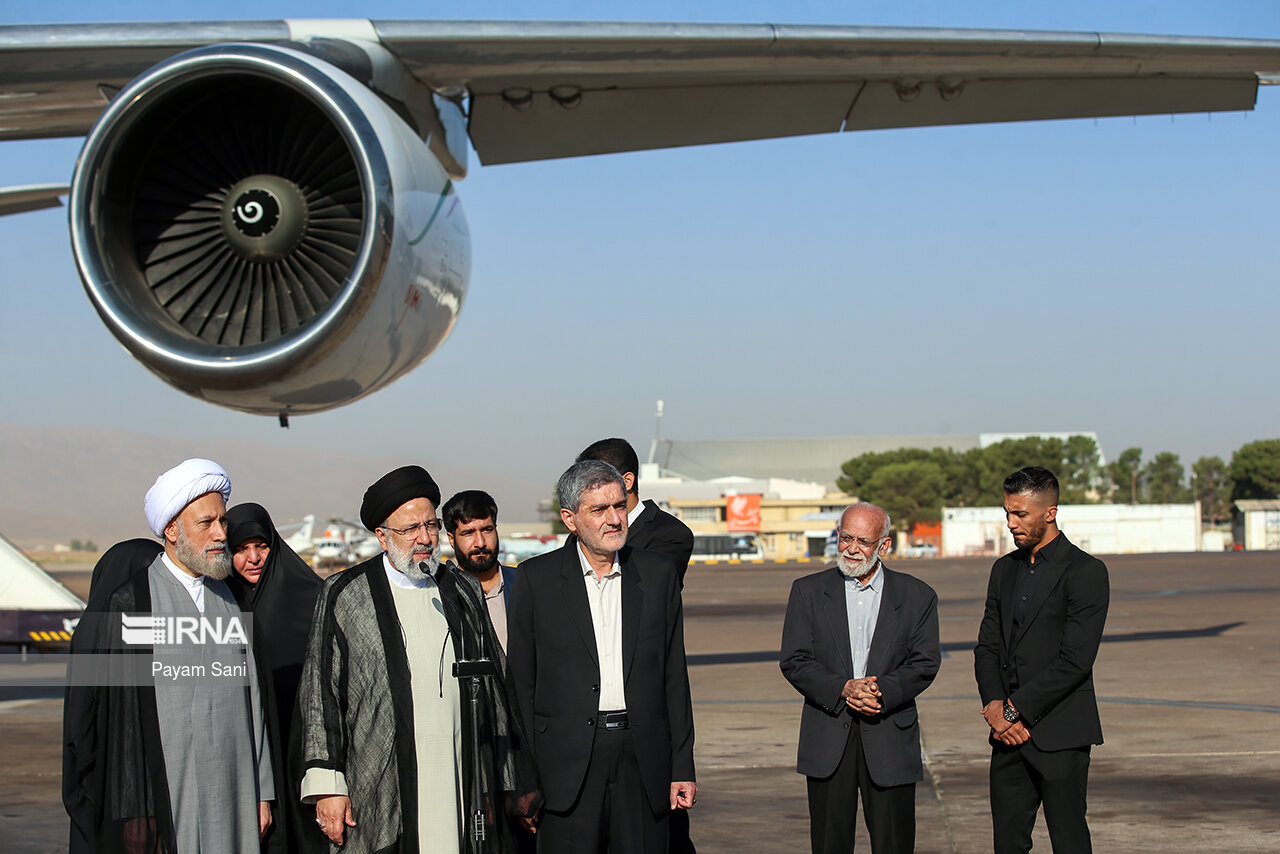 استقبال بازیگر معروف شیرازی از رئیسی در فرودگاه