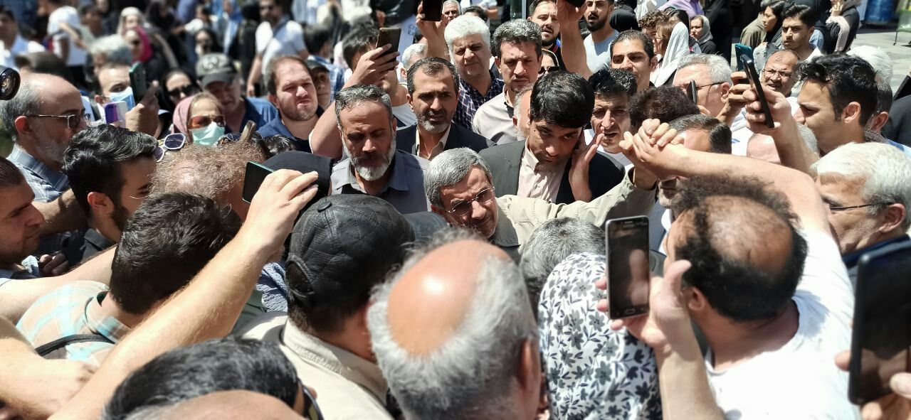 اکران نمایش تازه احمدی‌نژاد؛ امروز و در بازار تهران