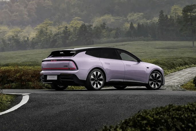 audi-e5-sportback-digital-mirrors-4