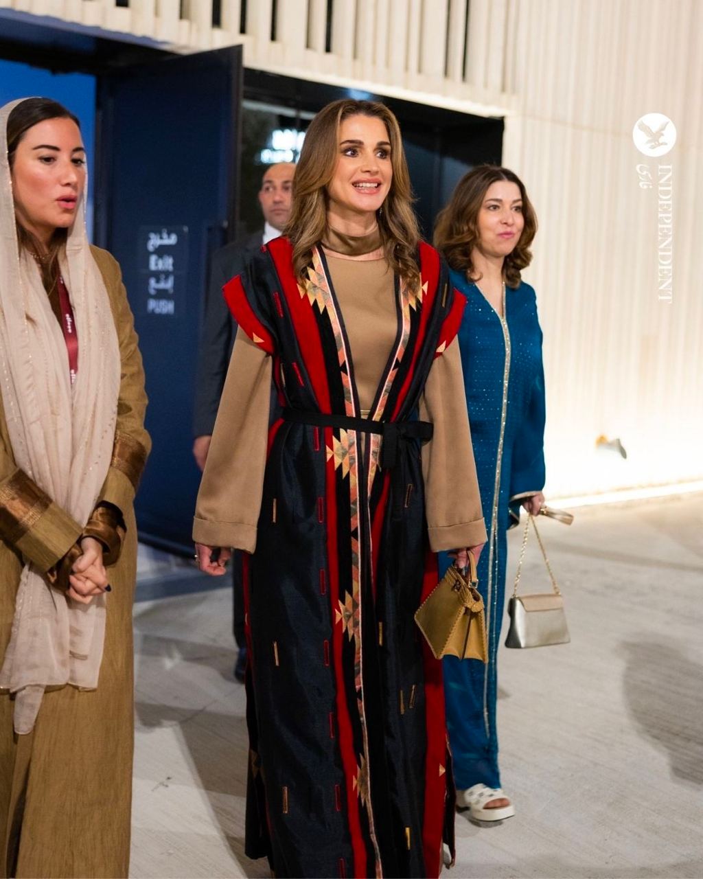 پوشش متفاوت ملکه اردن در مهمانی ماه رمضان