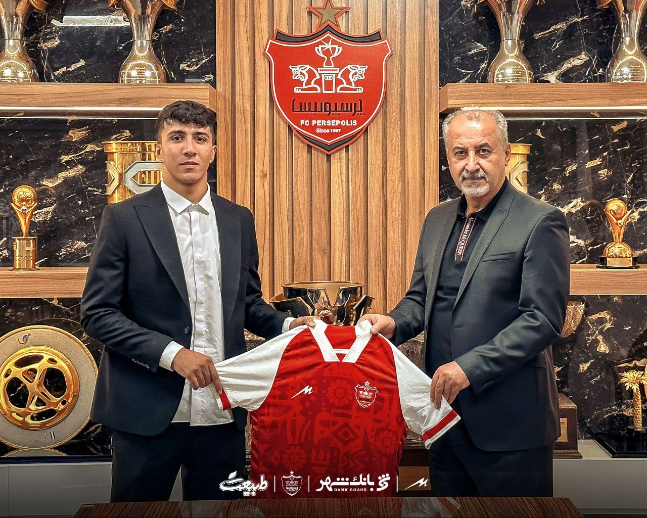 استقلالی‌ها علیه خرید جدید پرسپولیس مدرک رو کردند