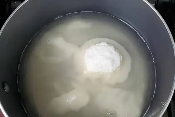 add-sugar-in-water