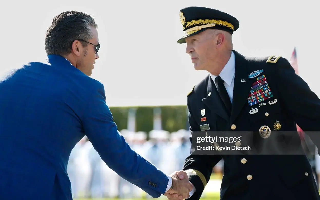 0b49bf64ZjoyNTAzNDA3LmpwZ3xmdWk6MjM5NjY3OXxsOmZhfHY6MQ