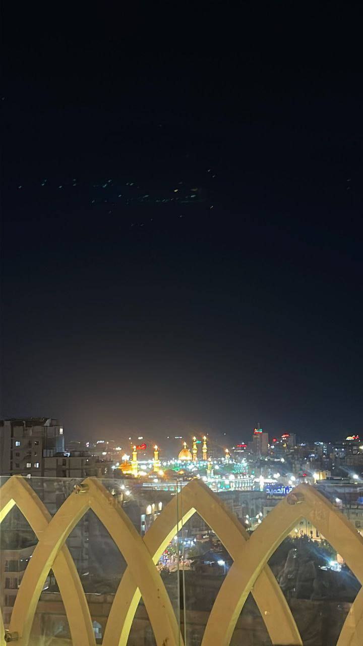 اولین تصویر از پرواز گروهی پهپادها در آسمان عراق 