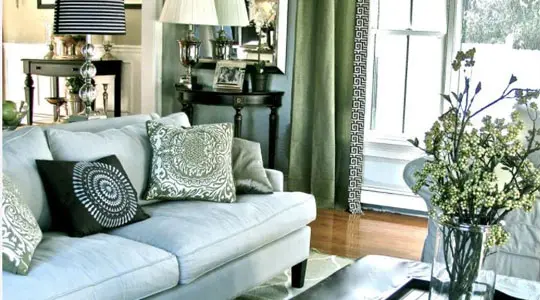 Green-and-black-decoration-3