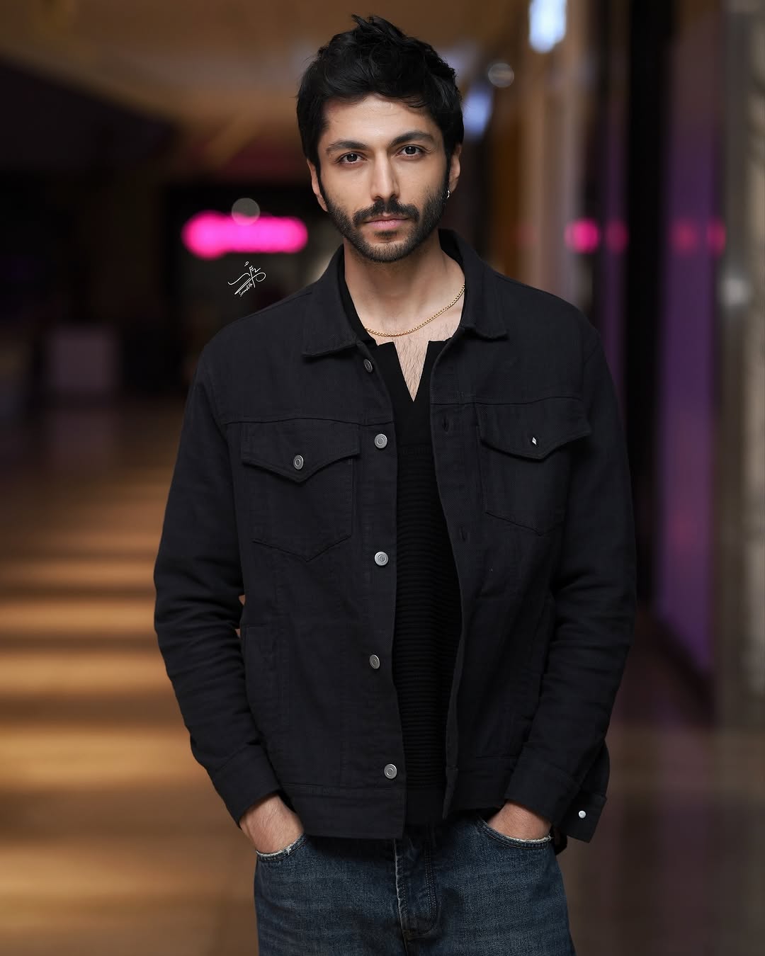 photo_2025-11-09_12-43-52