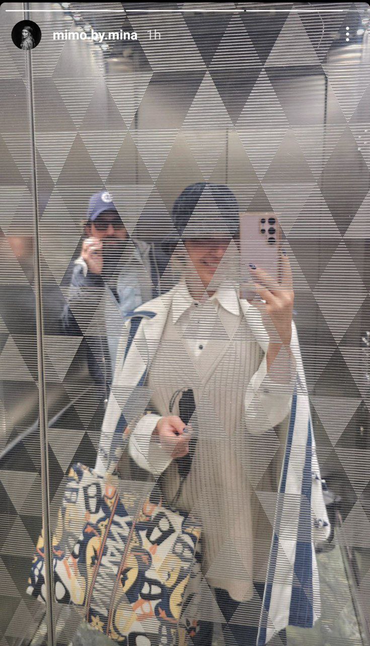 سلفی جذاب بهرام رادان و همسرش در آسانسور
