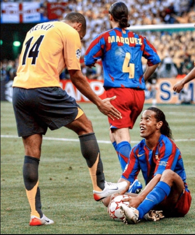 تصویری جذاب از تقابل دو ستاره تکرار نشدنی فوتبال