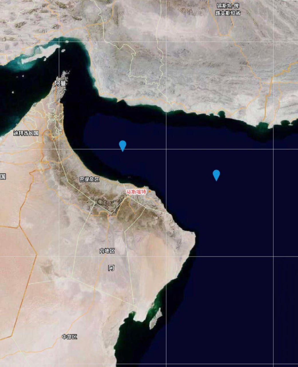 اولین تصاویر از ورود دو ناو آمریکا به خلیج‌فارس