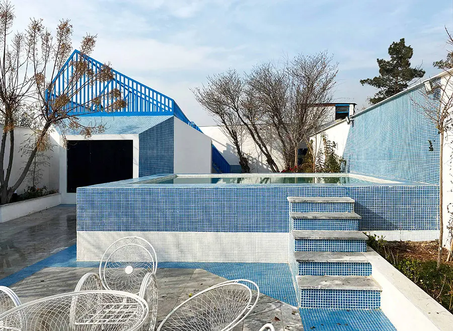 waiting-house-design-10