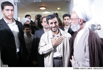 سند کیهان برای معتقدبودن مصباح به رای مردم