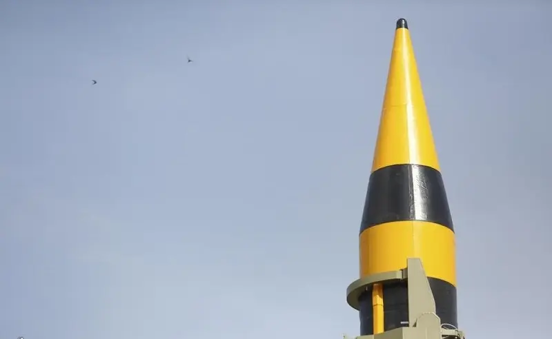 Khorramshahr-4-missile-2