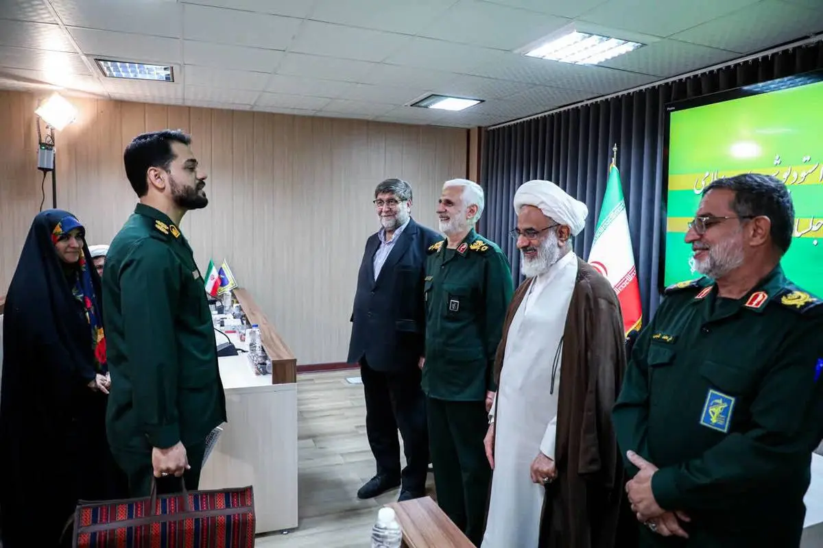 سپاه+پاسداران (2)