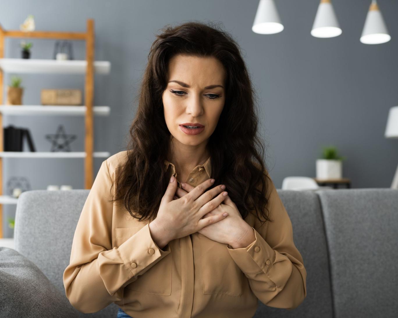 چه زمانی درد قفسه سینه را جدی بگیریم؟ 