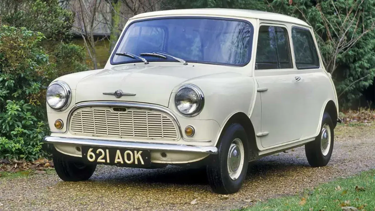 small-cars-6-699dff577636aea58fd075a0_11zon