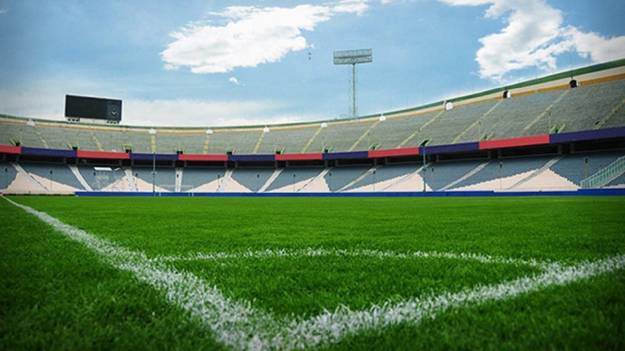 حیرت انگلیسیها از عظمت ورزشگاه آزادی