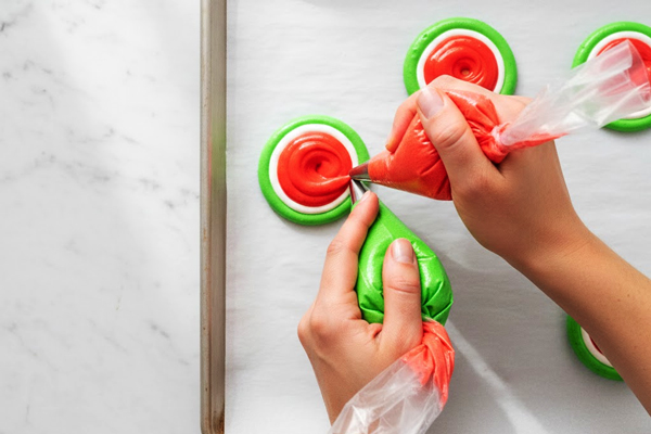 Colored-meringue-piping