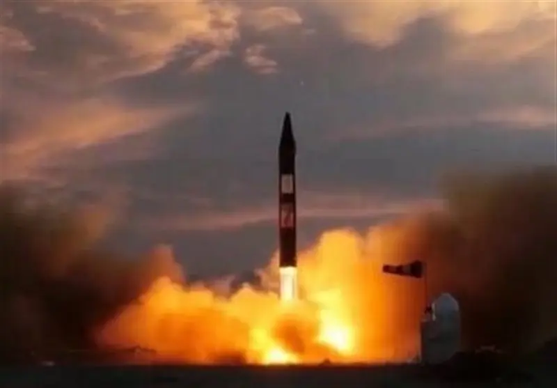 1402030313412993727652104