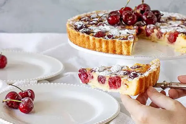 serving-tart-gillas