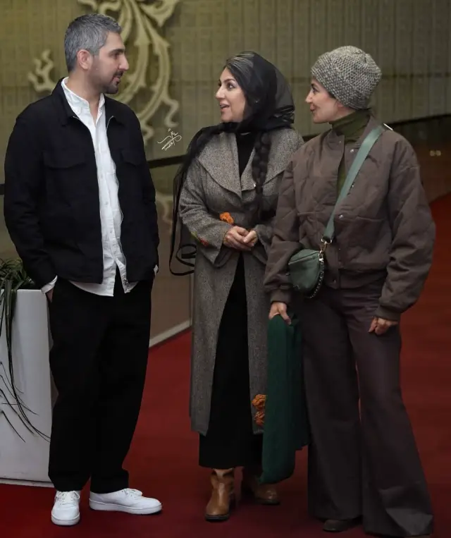 693731c259bebdcef0d4cedf_11zon