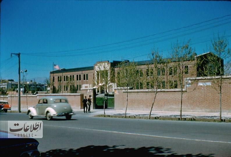 عکس‌های سفارت آمریکا در تهران ۱۰ سال بعد از افتتاح!