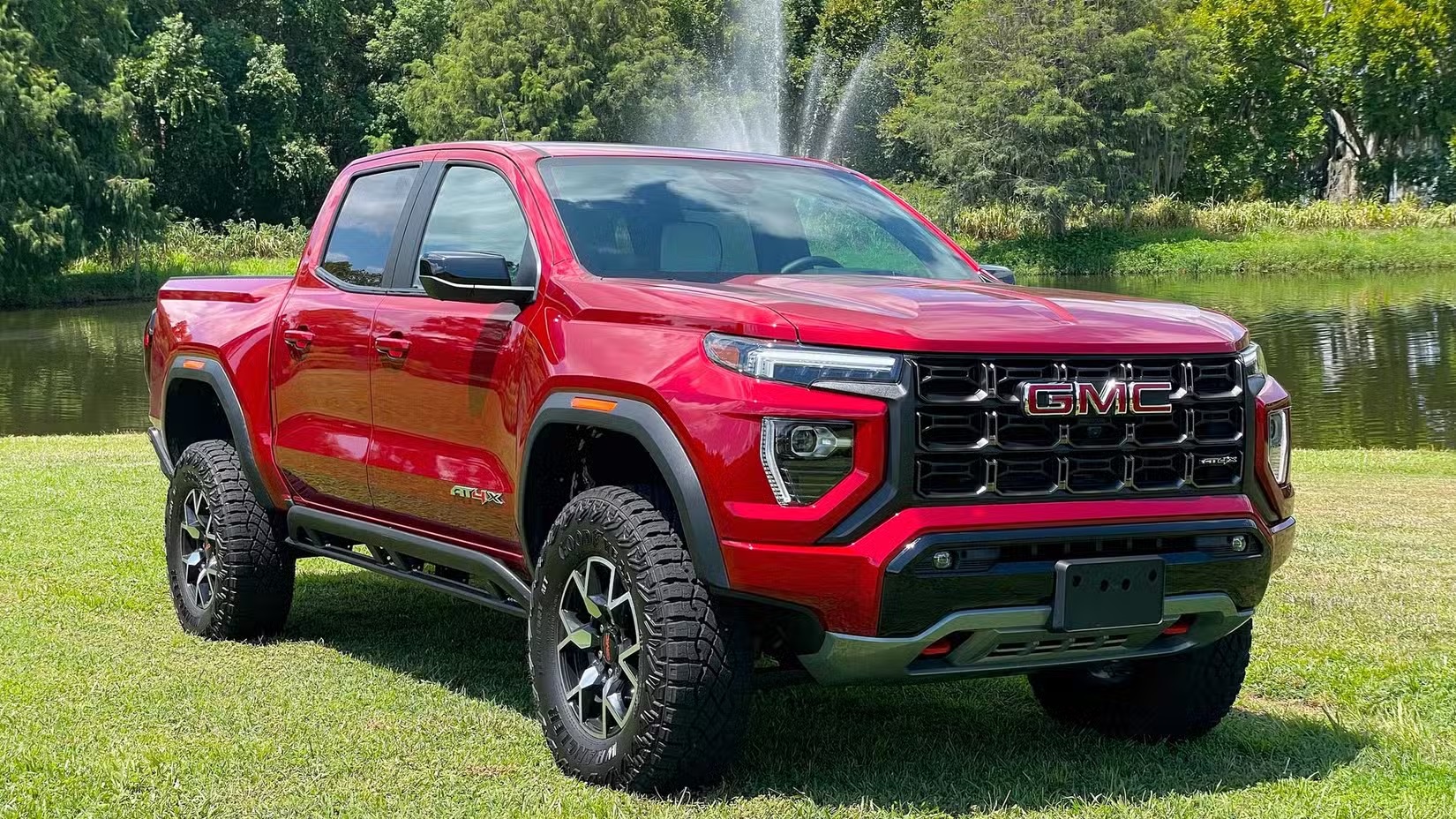10-2025-GMC-Canyon