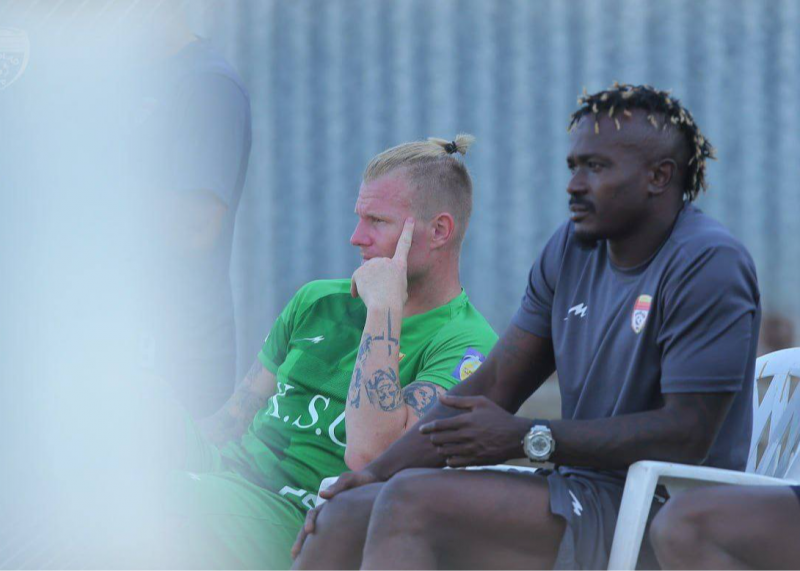 گل‌محمدی دو ستاره لیگ‌برتری را آواره کرد! 