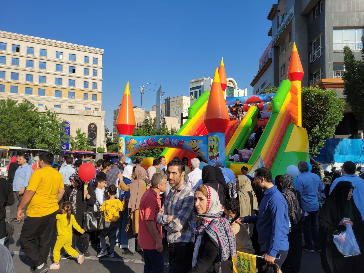 چند تصویر متفاوت از جشن «امام‌ رضایی‌ها» در تهران