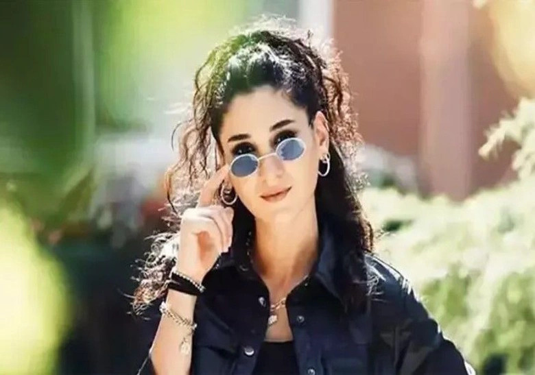 ستاره-آکباش-4