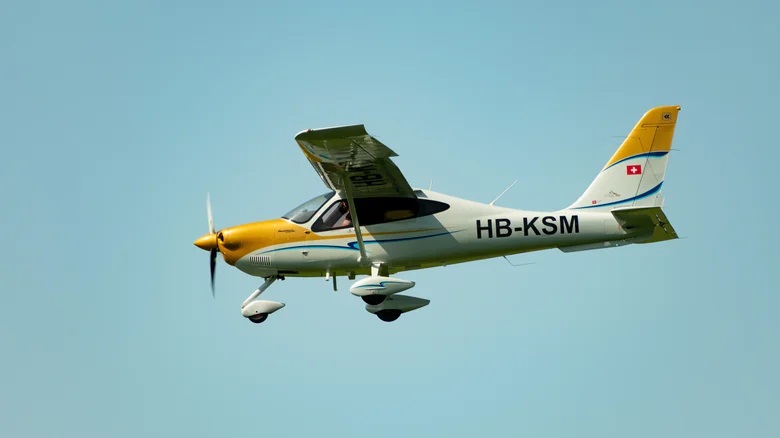 2-propeller-planes-powered-by-diesel-engines-tecnam-p2010-tdi-1756196668
