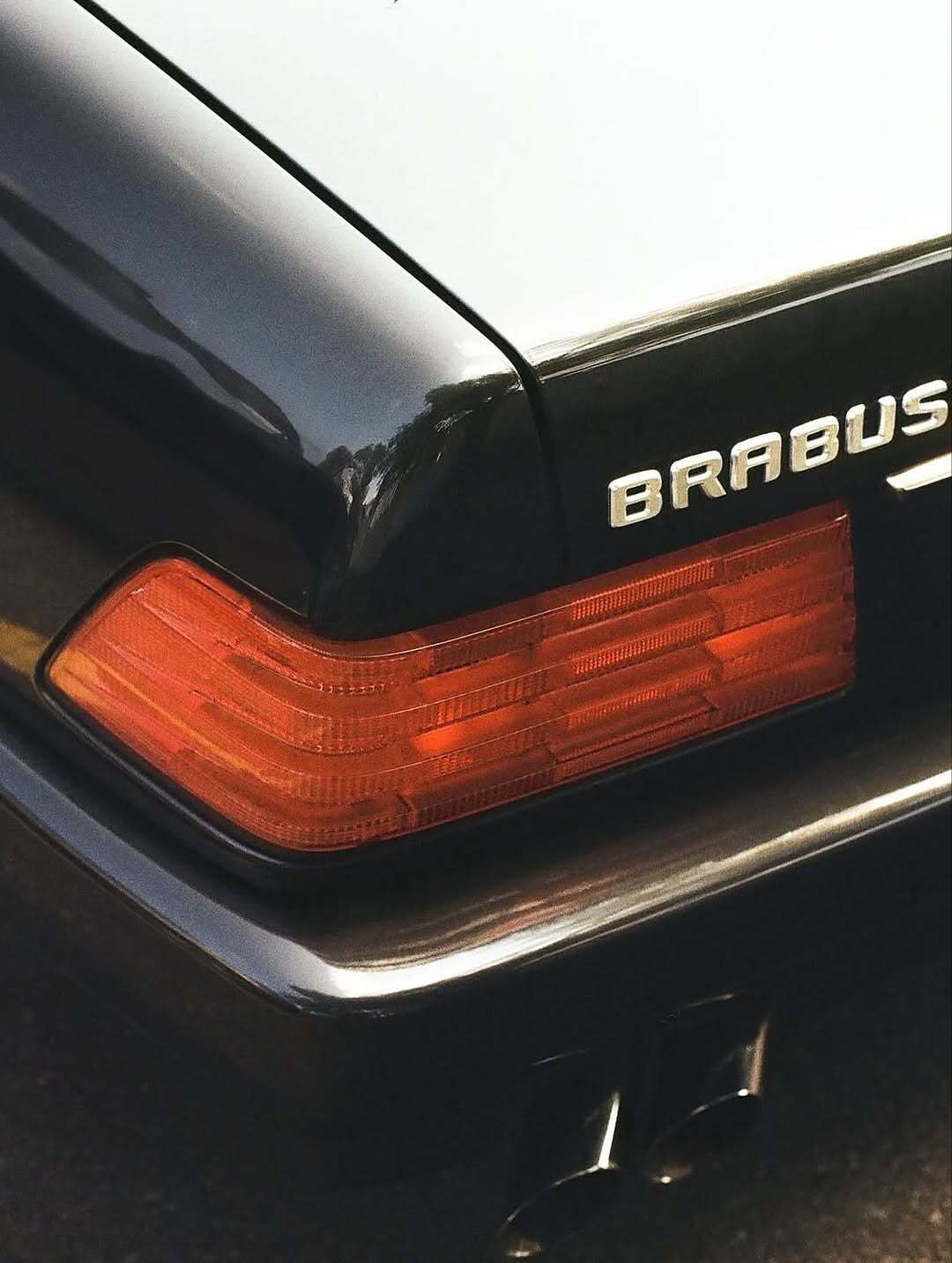 2337851_811