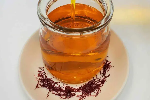 sharbate-zaferan-dar-shishe