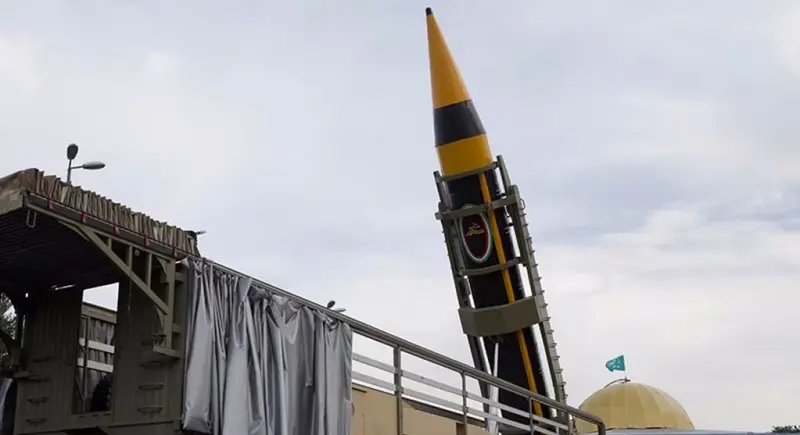 Khorramshahr-4-missile-1