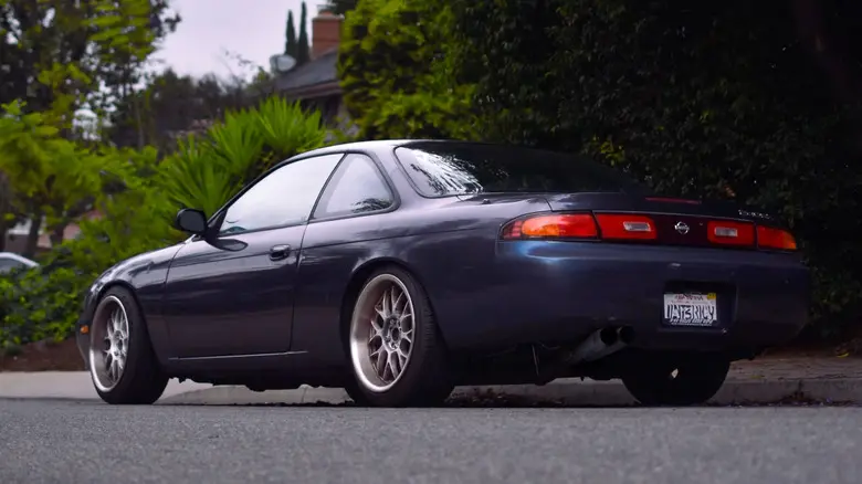 5-90s-cars-modern-classics-5