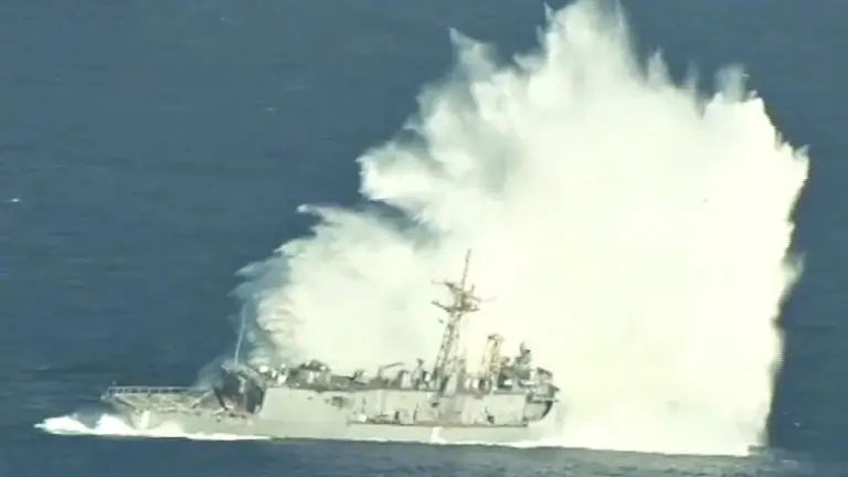 iran-mine-us-ship-damage-3-768x432