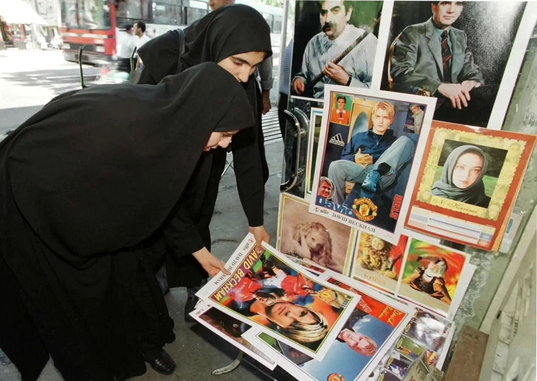 دو عکس قدیمی از دخترکُش‌ترین پسر دنیا در تهران