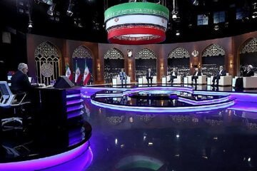 روزنامه جمهوری‌اسلامی: اندازه ریاست‌جمهوری نیستید!