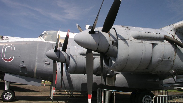contra-rotating-propellers-engineering-1-the-contra-rotating-propeller-of-the-avro-shacklet