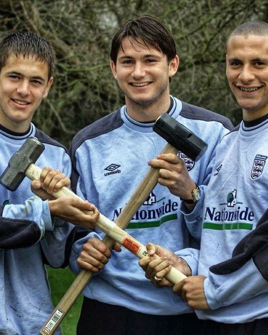 عکسی از سه اسطوره فوتبال انگلیس در اوج جوانی