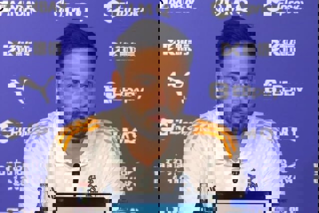 1526702