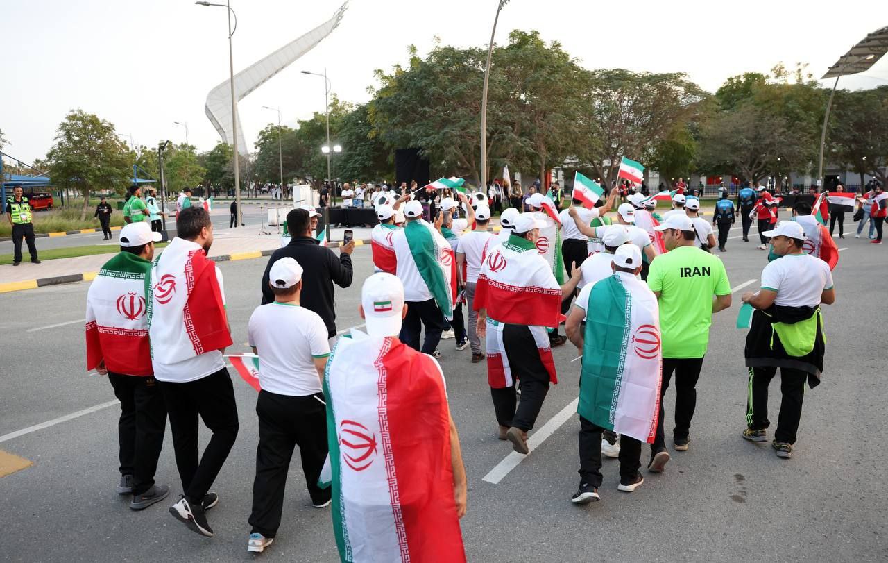 شور و هیجان تماشایی هواداران ایرانی در قطر