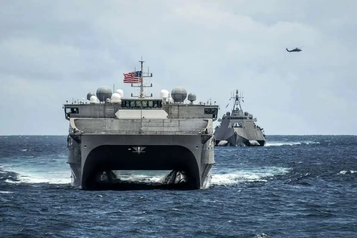 ناو+آمریکایی