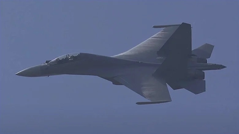 2-most-advanced-chinese-fighter-jets-shenyang-j-16-1756193397