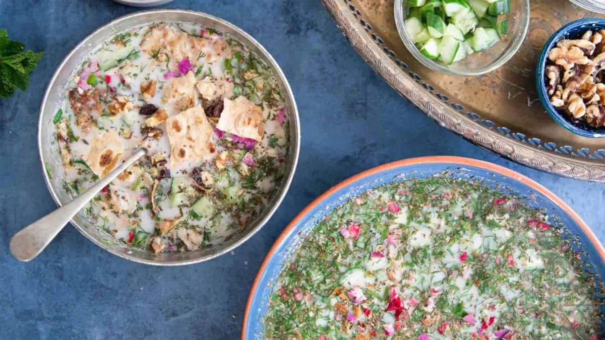 How-make-ab-dogh-khiyar-sade-khanegi-1