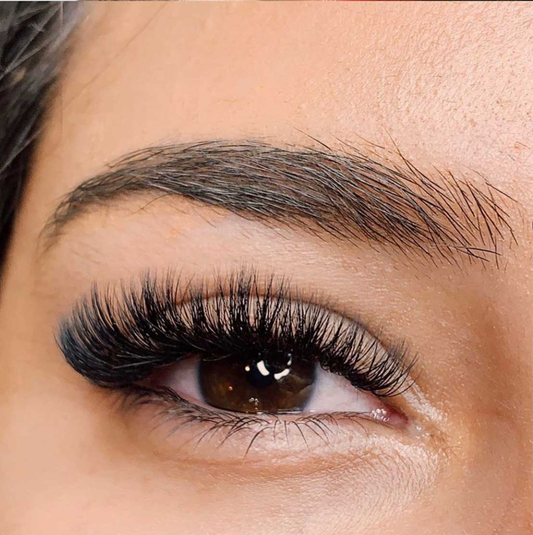 مرکز اکستنشن مژه بیتا فلاح