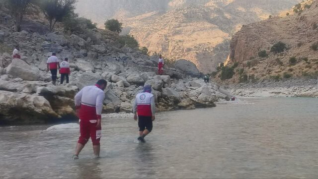 غرق شدن مادر و فرزند در رودخانه کارون