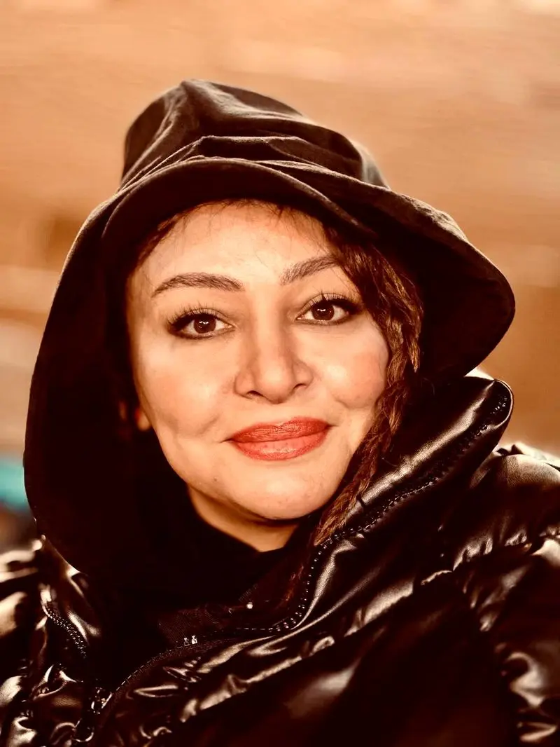 مه+لقا+باقری (2)