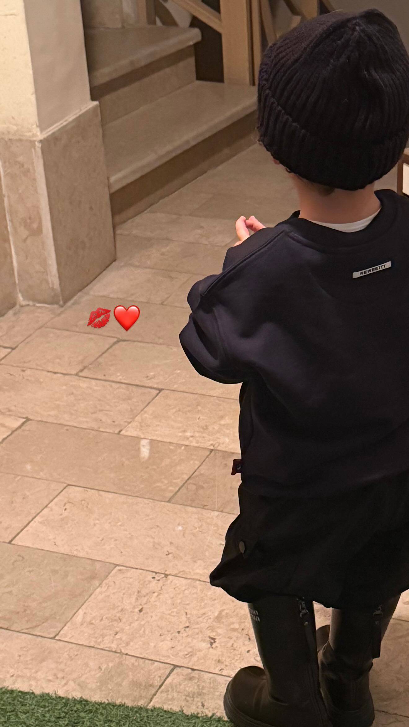 photo_2025-11-19_19-21-08